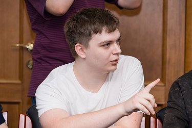 Увлекательный диалог состоялся в стенах Дома Советов